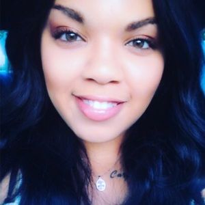 Meet your Posher, Chanea